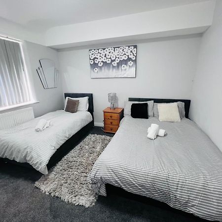 Cosy House Trafford 맨체스터 외부 사진