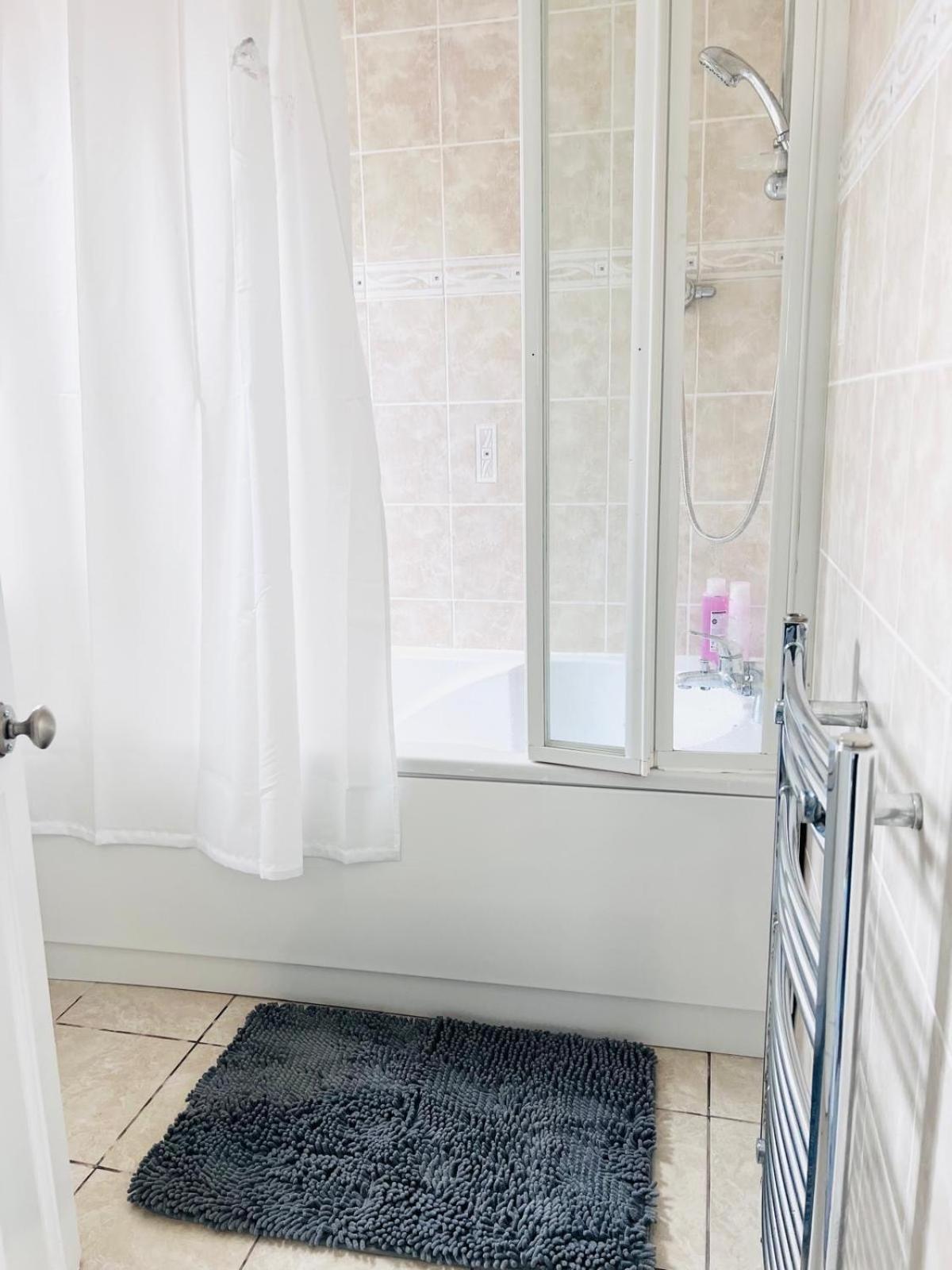 Cosy House Trafford 맨체스터 외부 사진