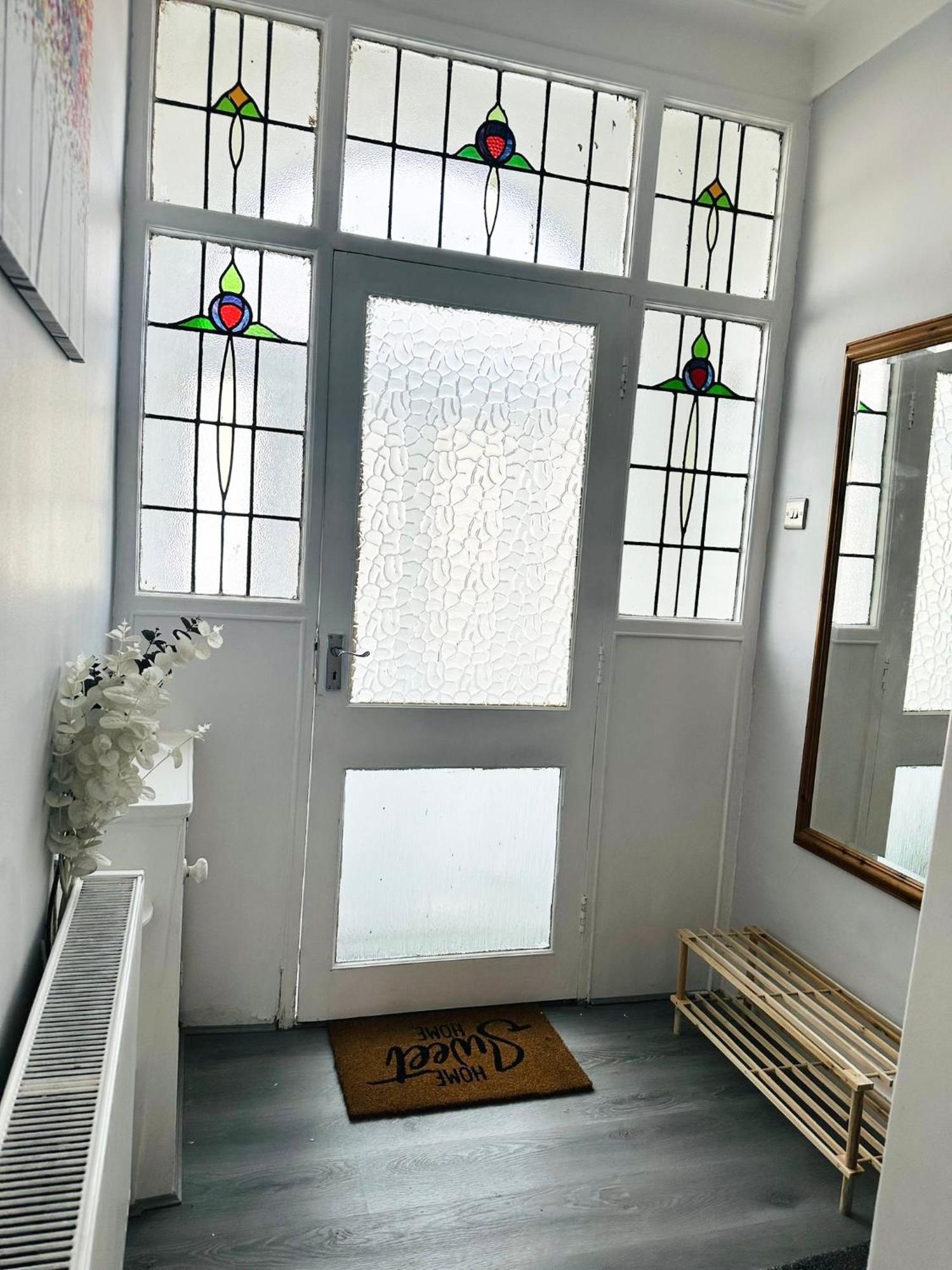 Cosy House Trafford 맨체스터 외부 사진